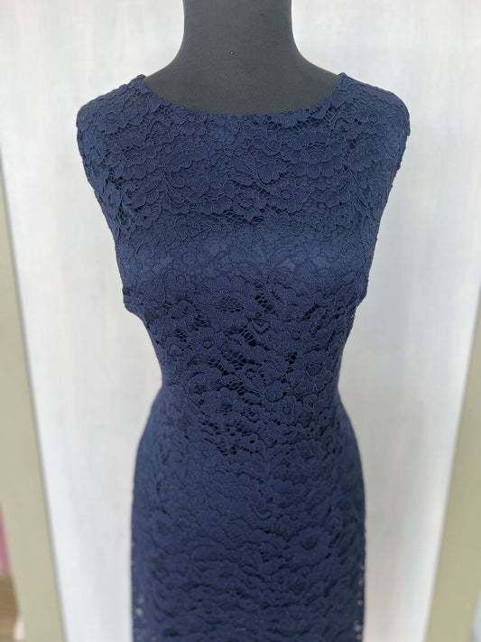 Navy Lace Sleeveless Below-the-Knee 12