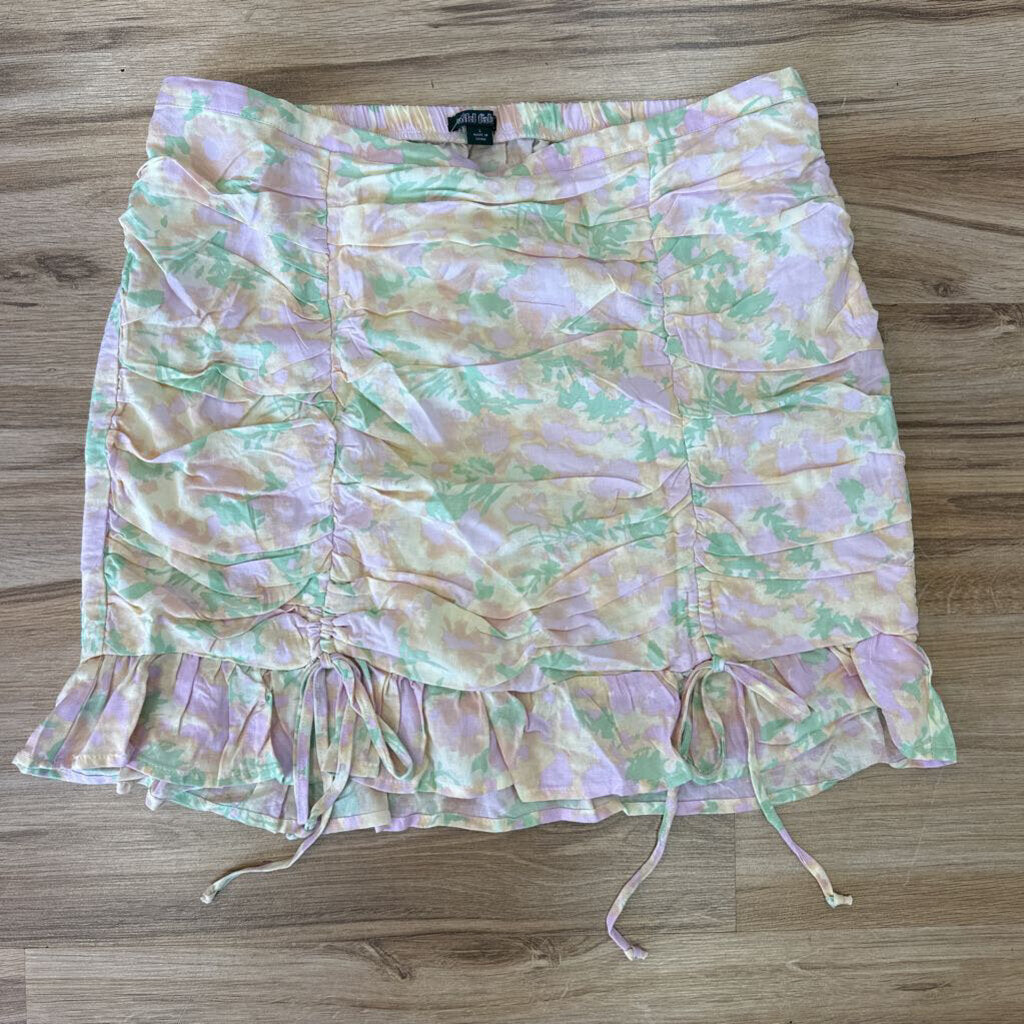 Wild Fable Watercolor Floral Mini Skirt Large