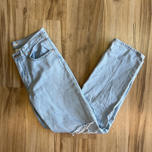 Levi Low Pro Straight Light Wash Jeans 27