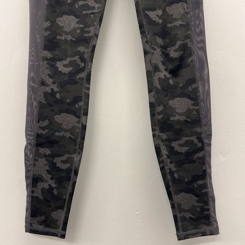 Fabletics Camouflage Mesh Panel Leggings Small