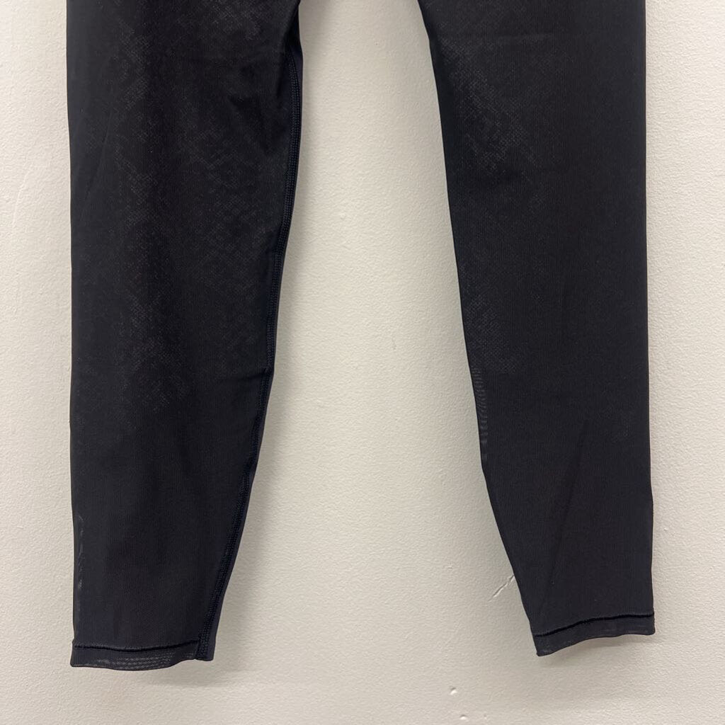 Athleta Black Stay Fly Reflective Cropped Leggings Small