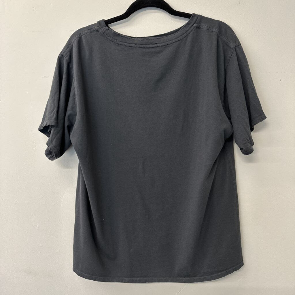 Lulus Cut Out T-Shirt Small