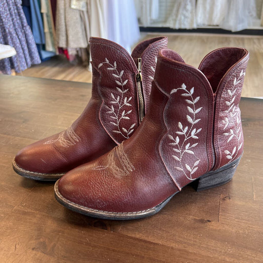 Sterling River Red Ankle Cowboy Boots 7.5