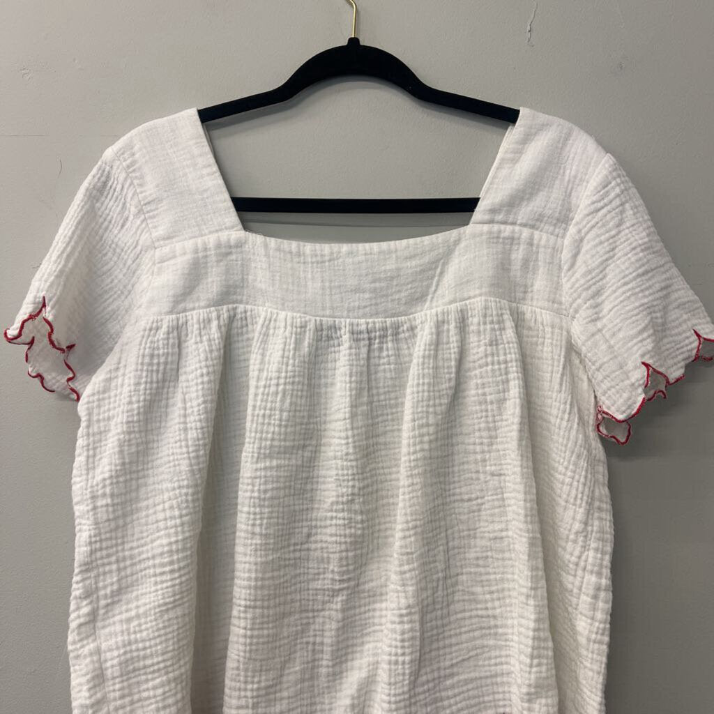 English Factory White Top With Red Edging Small