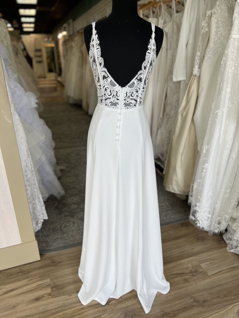 Crepe V-Neck Lace Back Bridal Gown Large