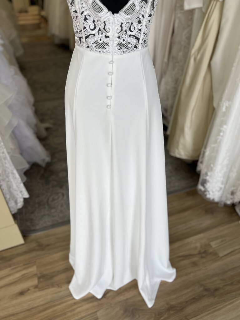 Crepe V-Neck Lace Back Bridal Gown Large