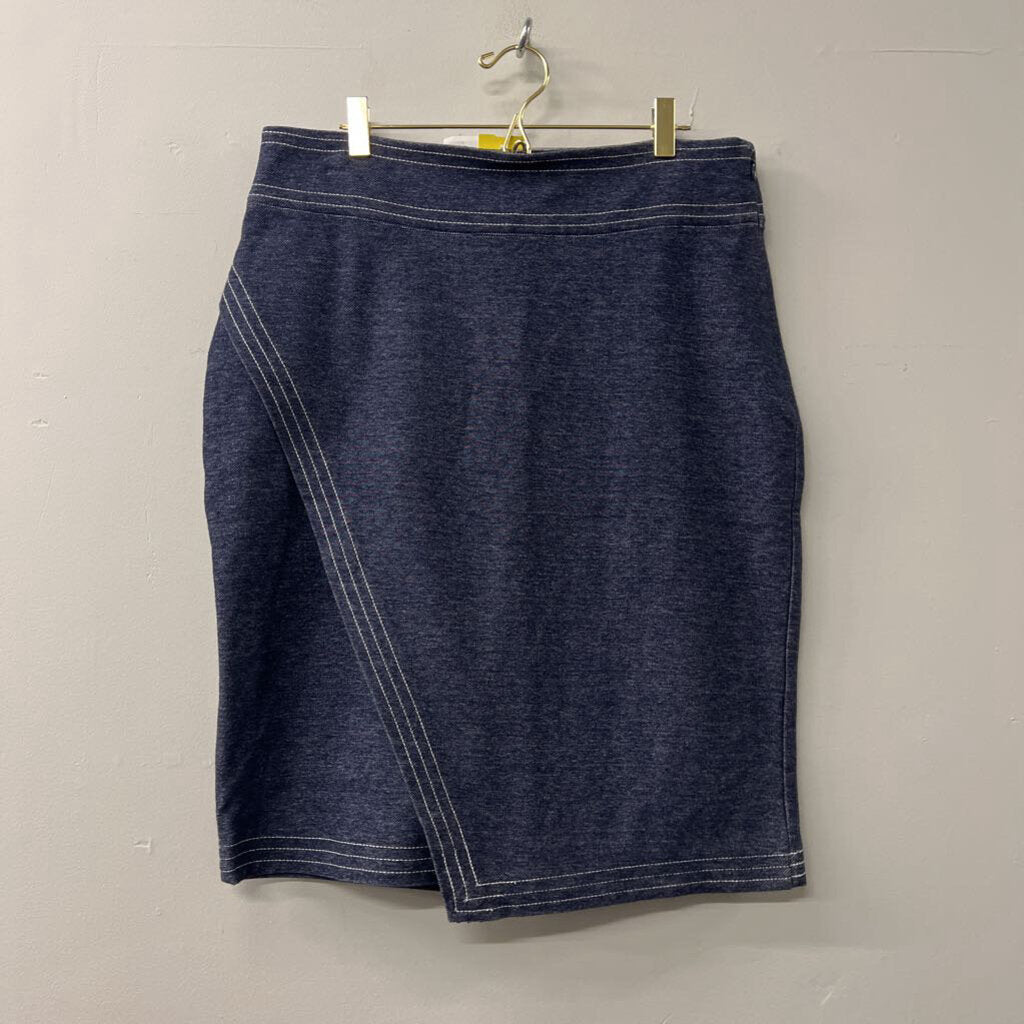 Banana Republic Stretchy Faux Denim Skirt 12