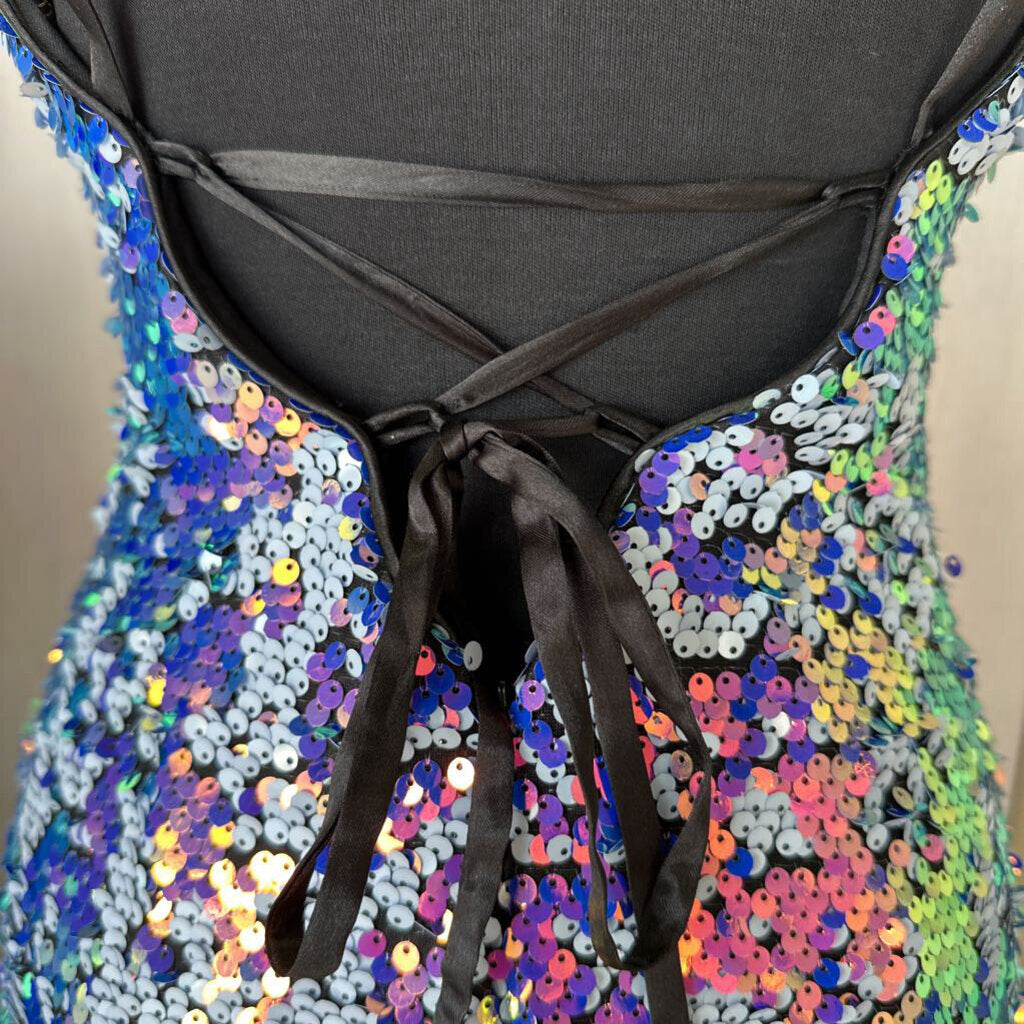 Blue and Purple/Pink Iridescent Sequined Size 6 Homecoming Dress Blue and Purple/Pink Iridescent Sequined Size 6 Homecoming Dress