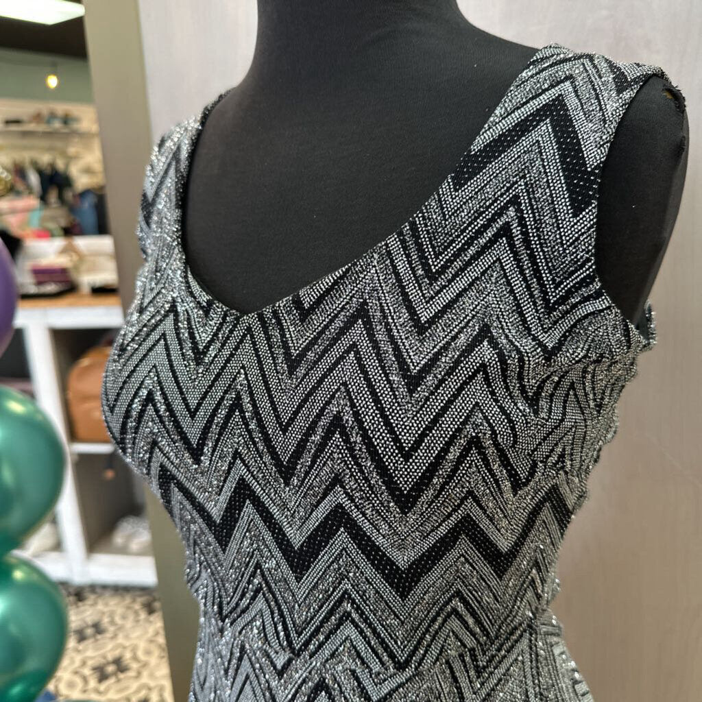 Black/Silver Shimmer Geo Print Cocktail Small