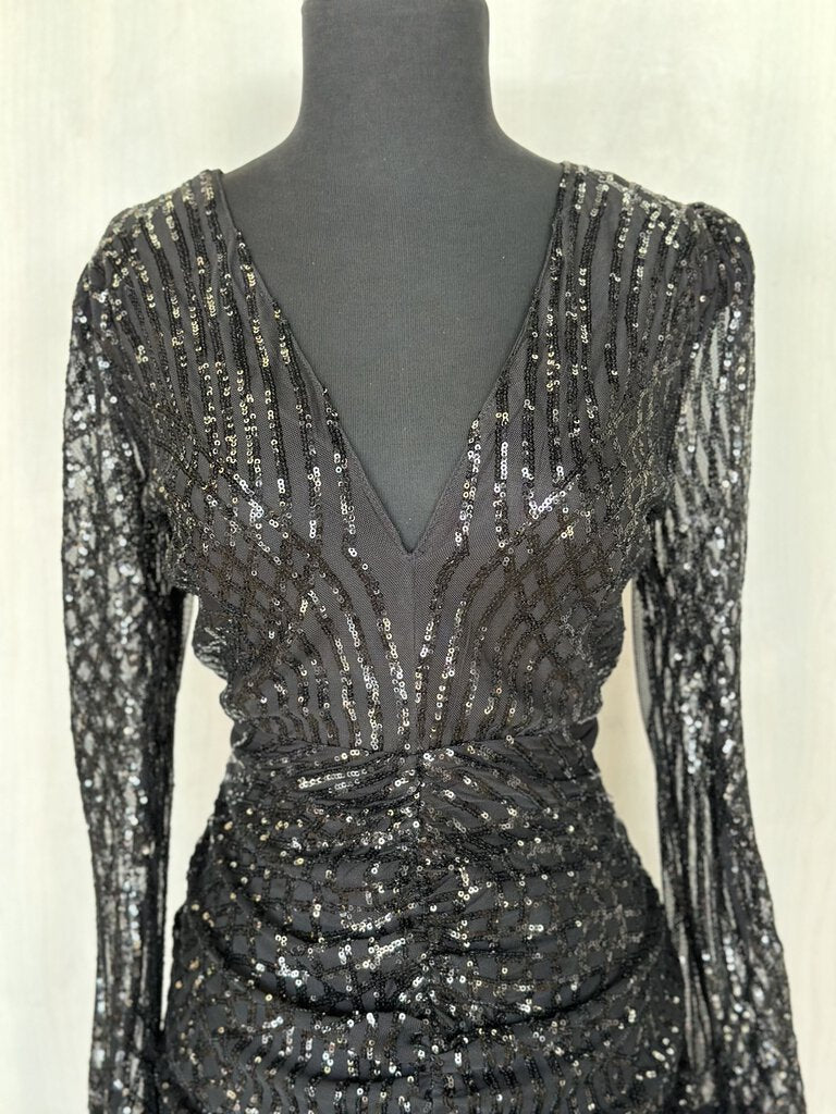 Long Sleeve Feather Trim Sequin Mini Dress Medium