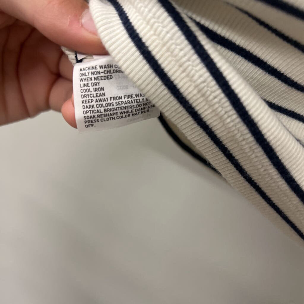 Uniqlo White/ Navy Striped Short Sleeve Top Large