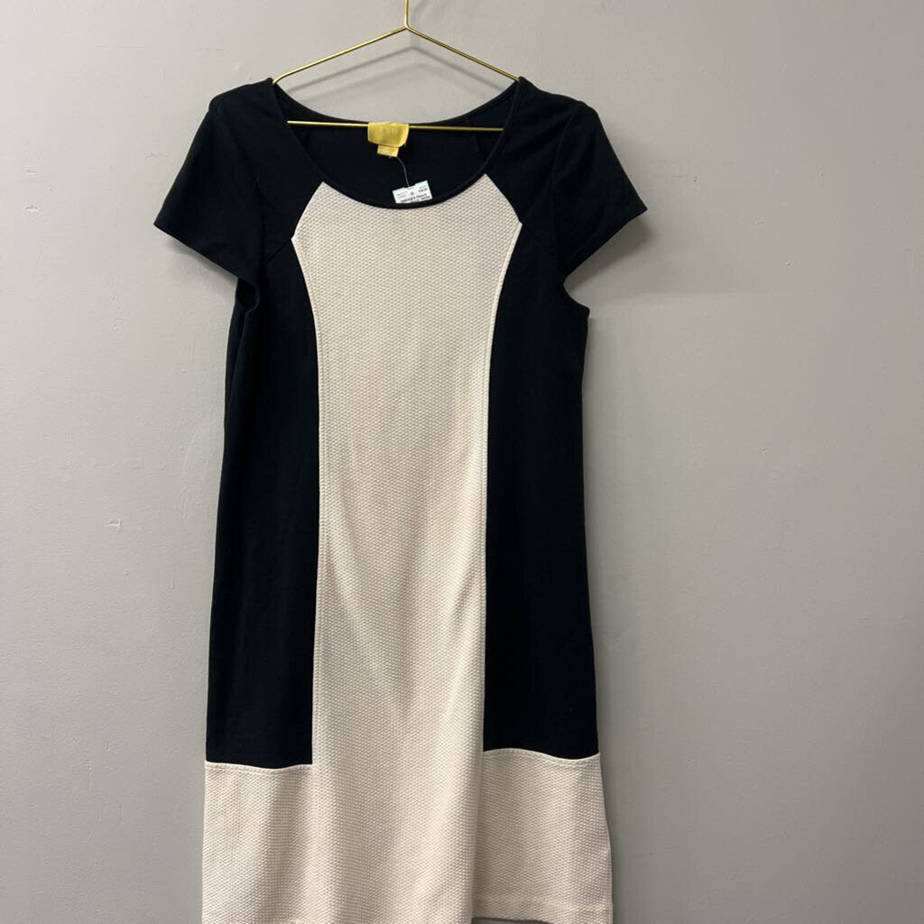 Maeve Black/ White Color Block Shift Dress Medium