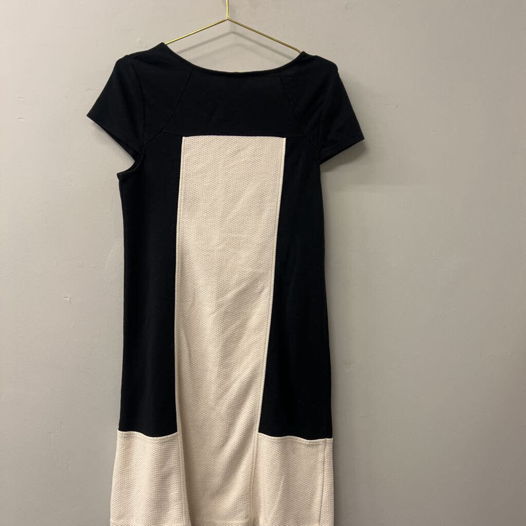 Maeve Black/ White Color Block Shift Dress Medium