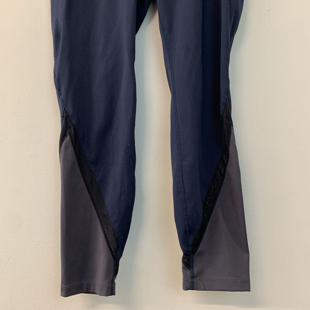 Tangerine Navy/ Grey Cropped Athletic Leggings Medium