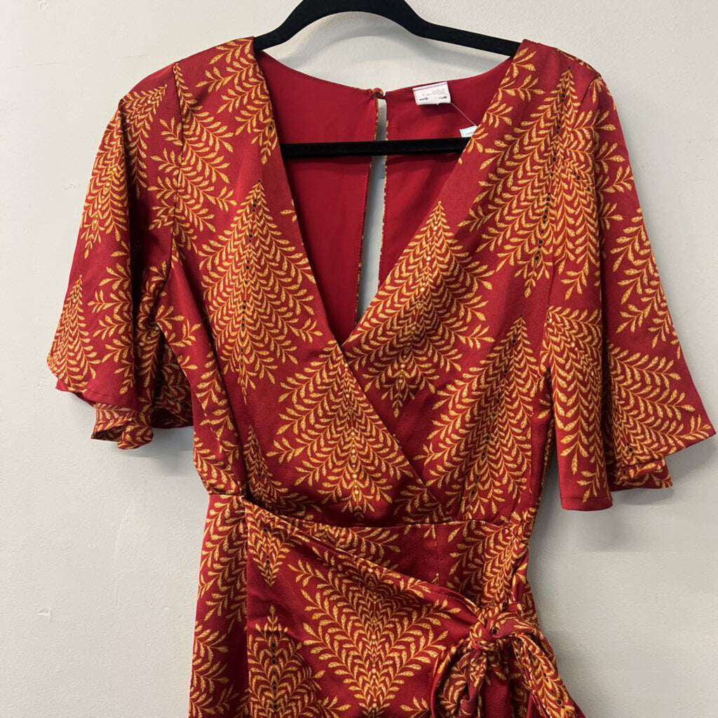 Selfie Leslie Silky Red/ Gold Print Romper Medium