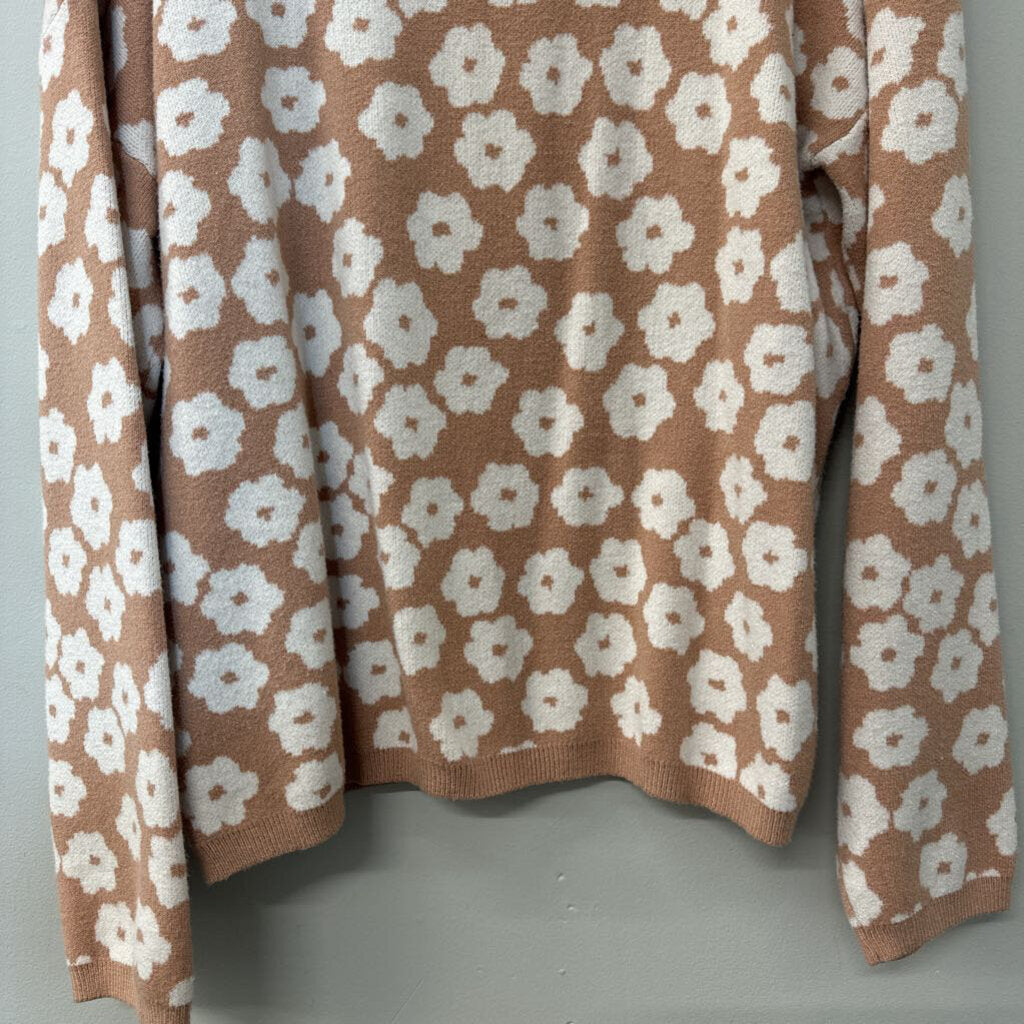 Beige/White Flower Sweater Large