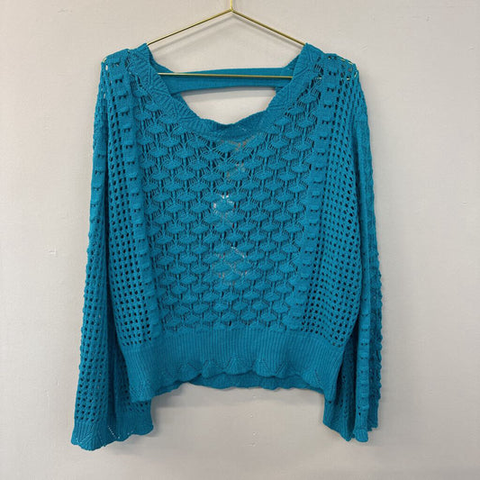 NWT Umgee Crochet V-Back Sweater Large