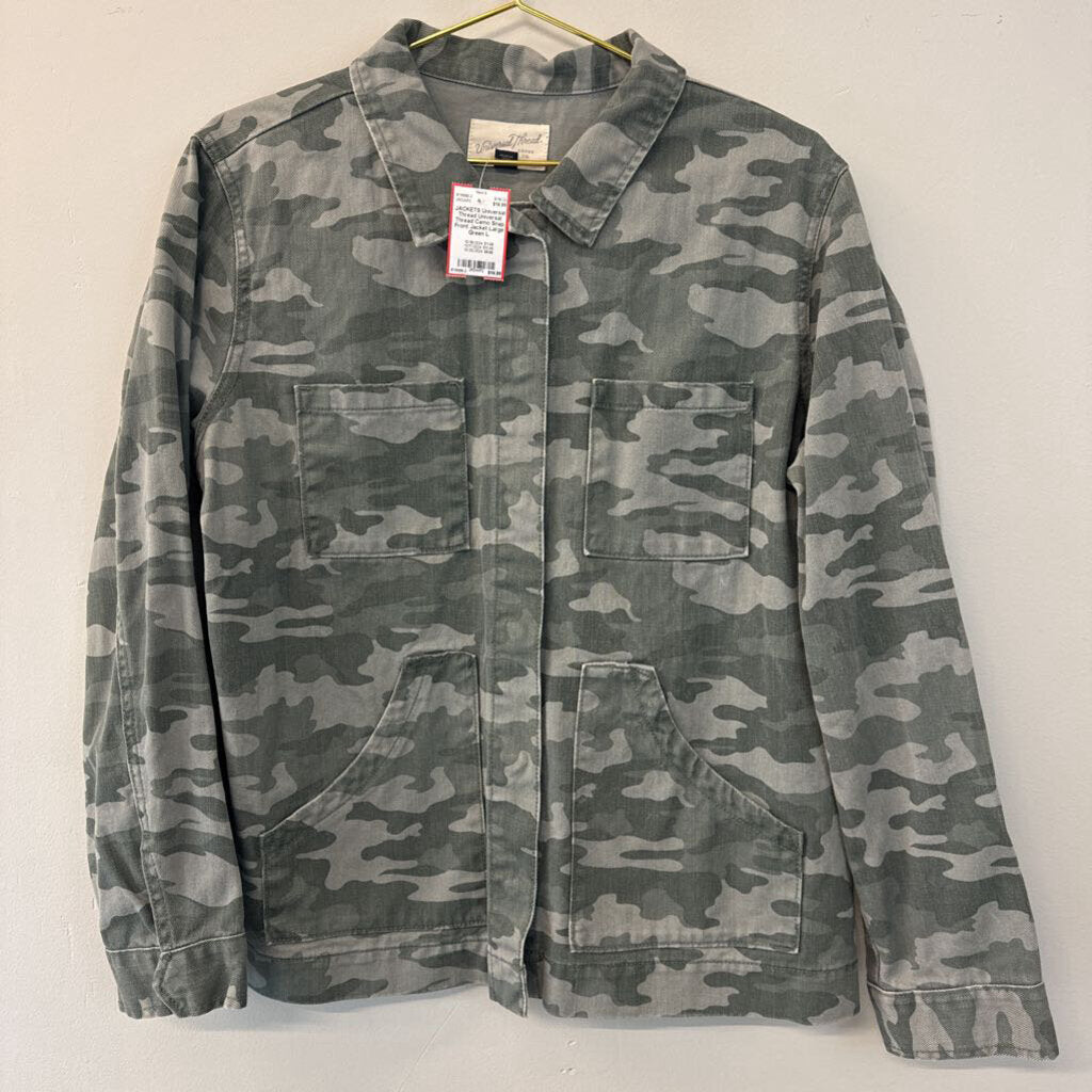 Universal Thread Camo Snap Front Jacket Large