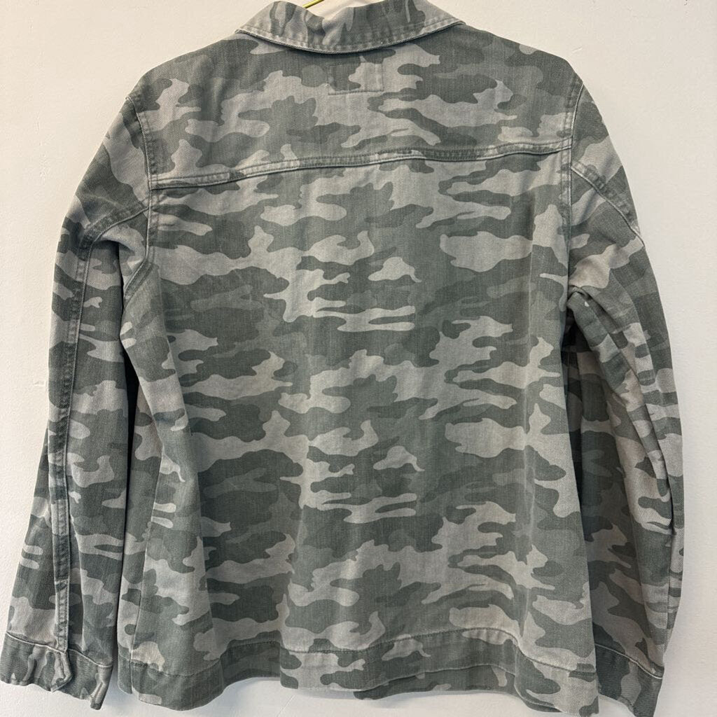 Universal Thread Camo Snap Front Jacket Large