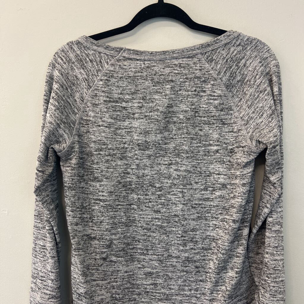 Athleta Grey Long Sleeve Athletic Top Small