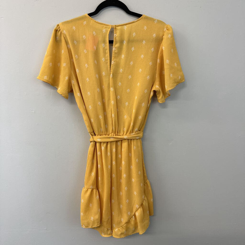 The Impeccable Pig Yellow Print Ruffle Romper Large