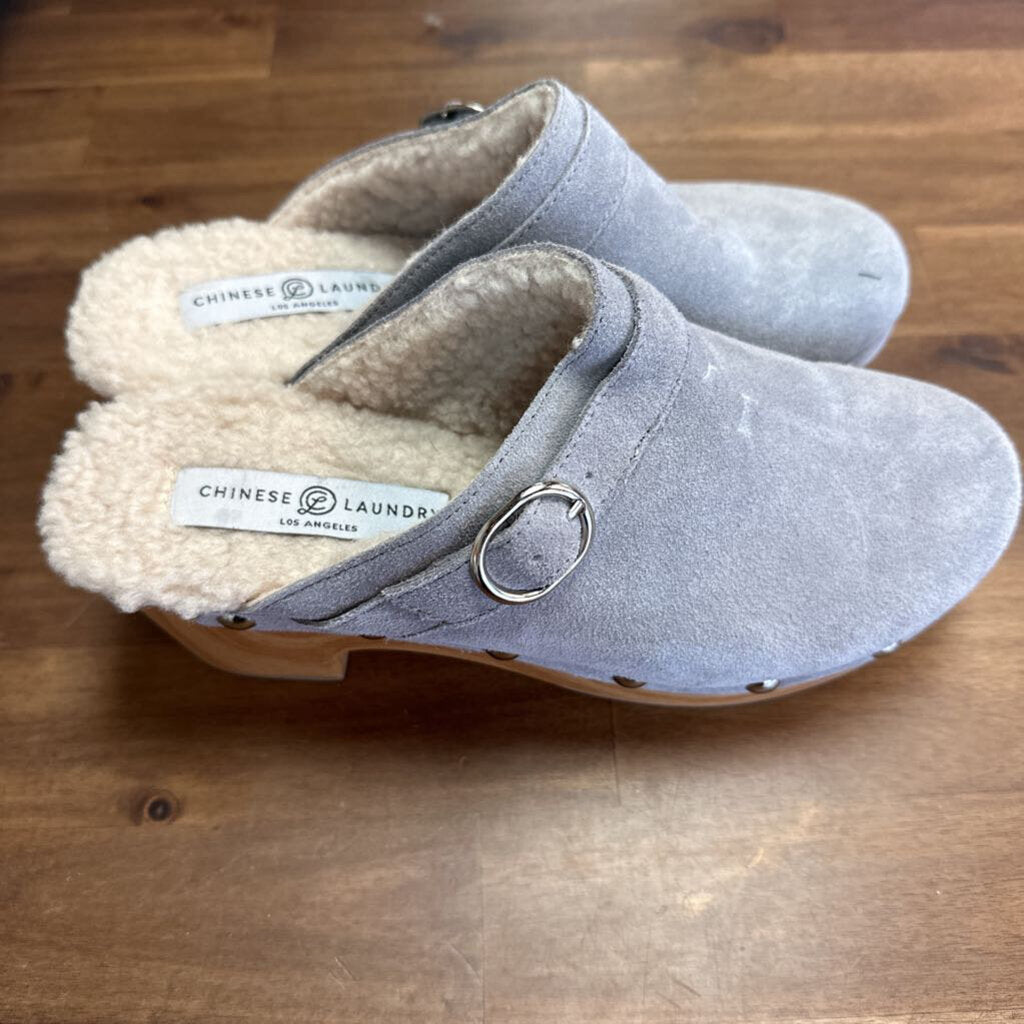 Chinese Laundry Grey Sherpa Lined Clogs 8