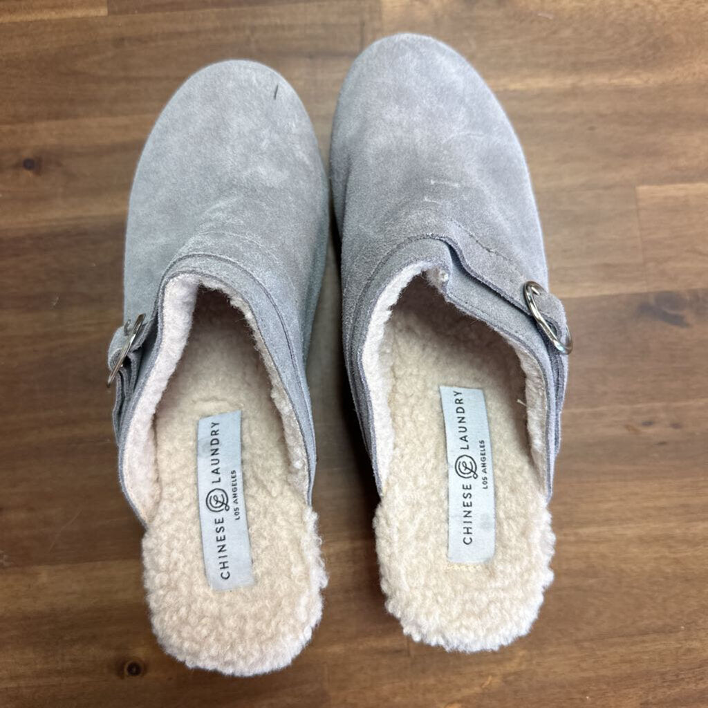 Chinese Laundry Grey Sherpa Lined Clogs 8