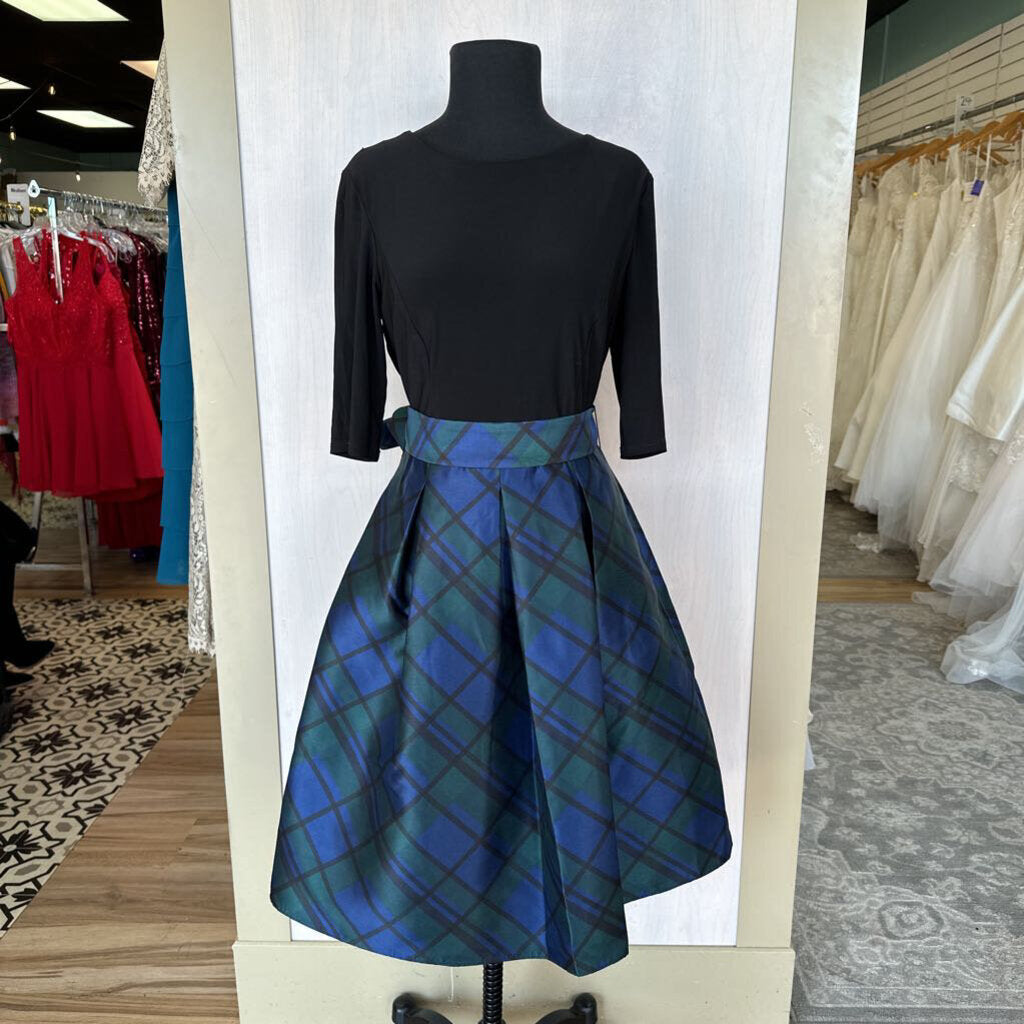 52 Seven Black Top Blue/ Green Plaid Skirt Dress 10