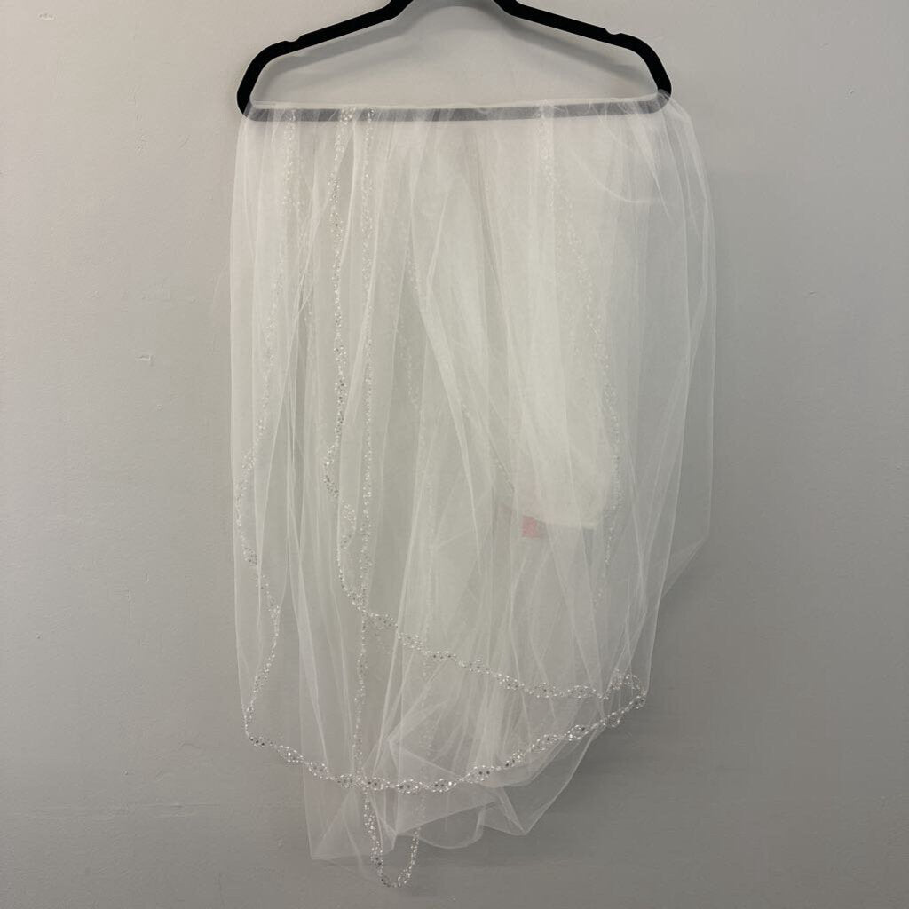 Rhinestone/Pearl Edge Long Veil