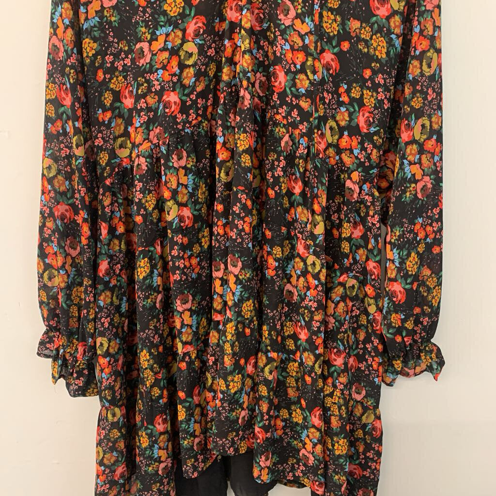 Aakaa Black/ White Flower Print Long Sleeve Dress Medium