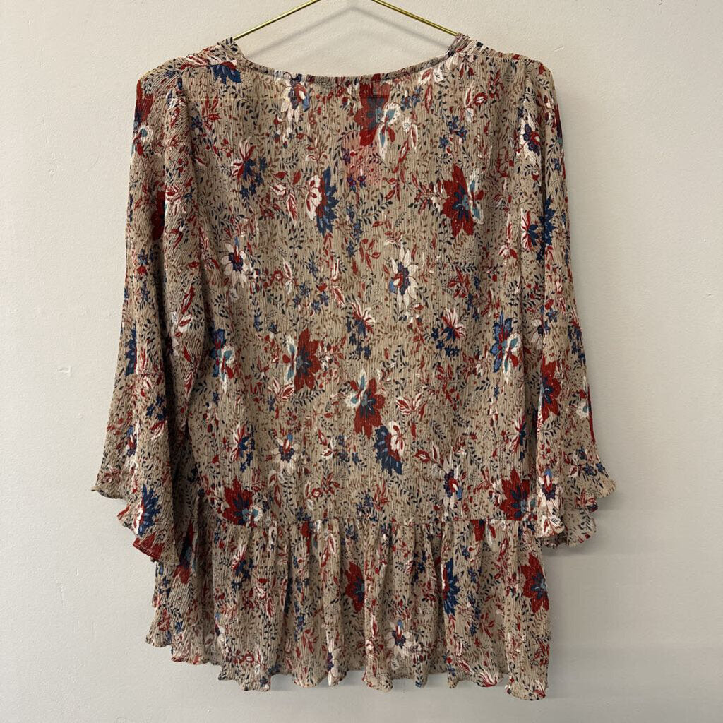 Wishlist Apparel Floral Kimono Style Jacket Small/Medium