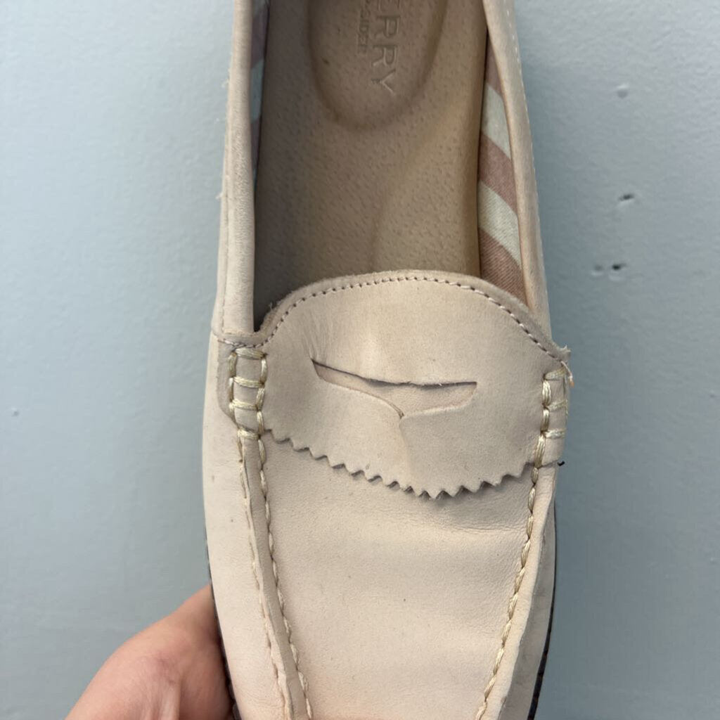 Sperry Seaport Penny Loafer 8.0