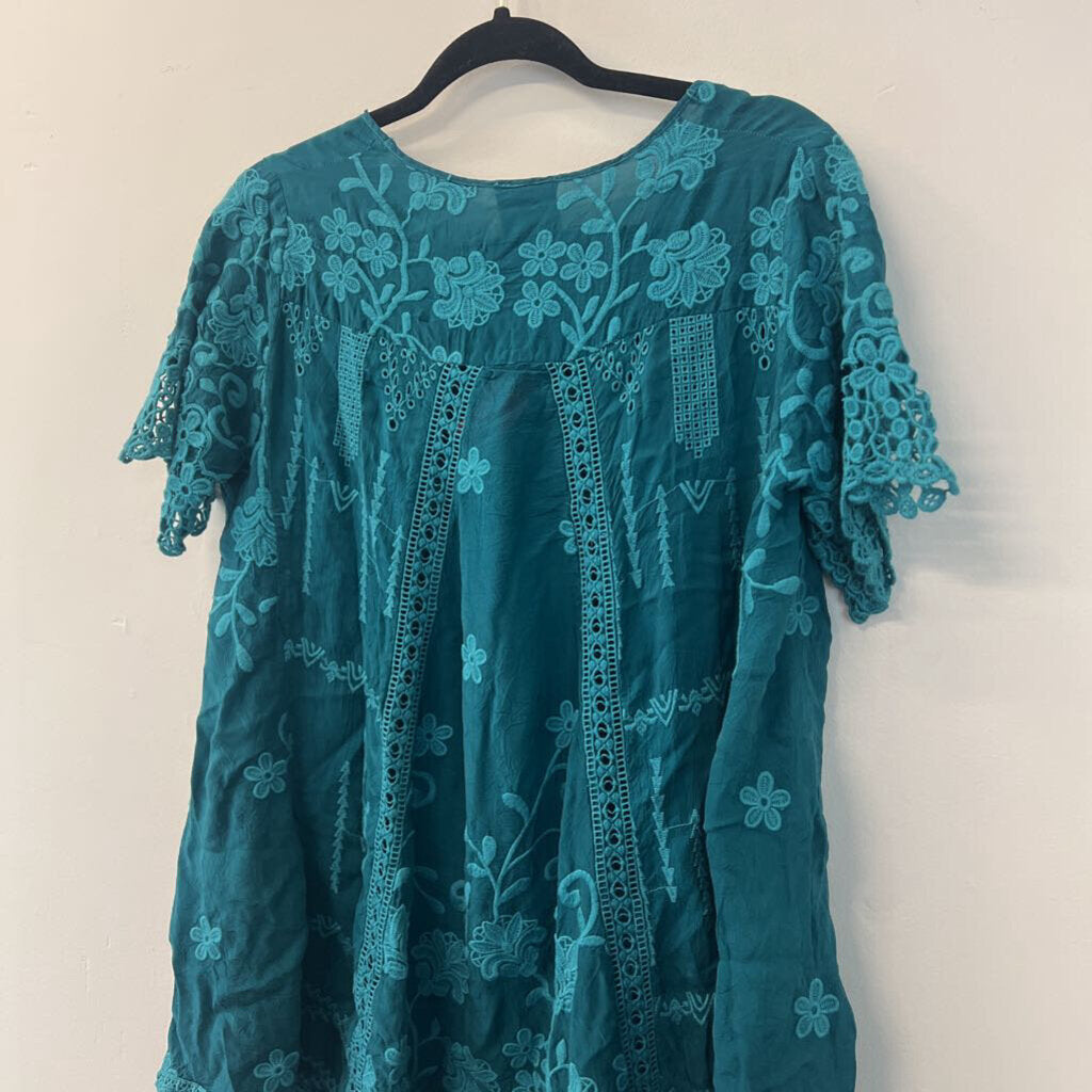 Johnny Was Teal Embroidered Detail Top Extra Small