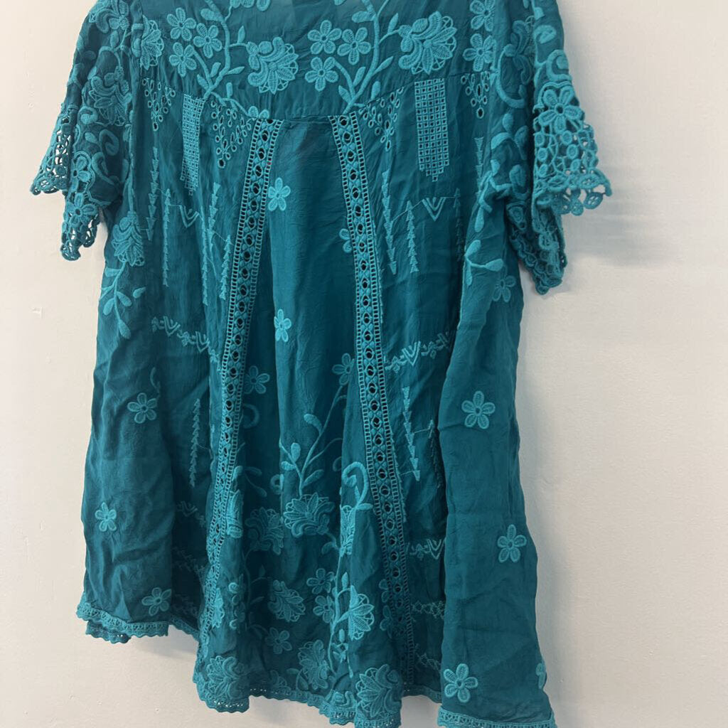 Johnny Was Teal Embroidered Detail Top Extra Small