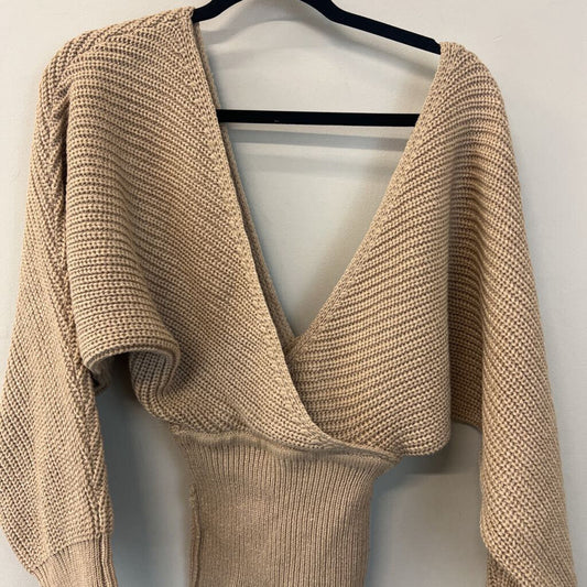 HYFVE Beige V Neck Knit Sweater Large