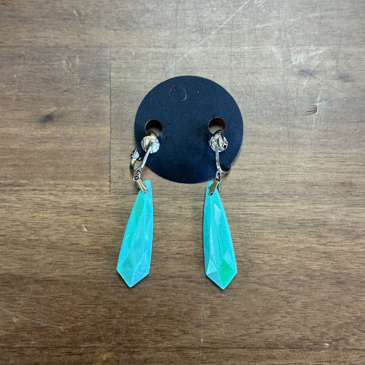 Vintage Blue Dangle Clip On Earrings