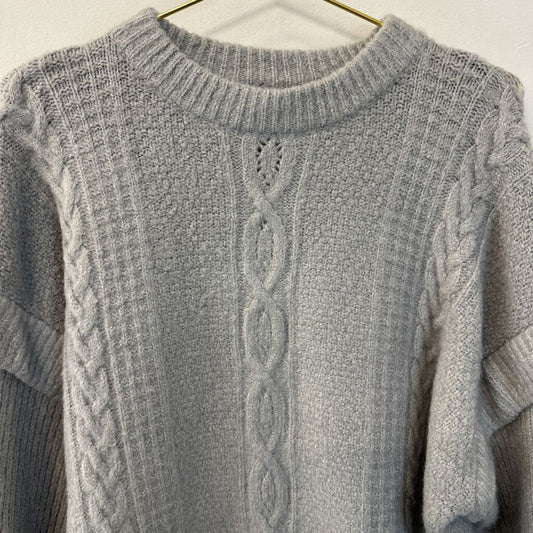 Elan Women's Gray Cable Knit Sweater