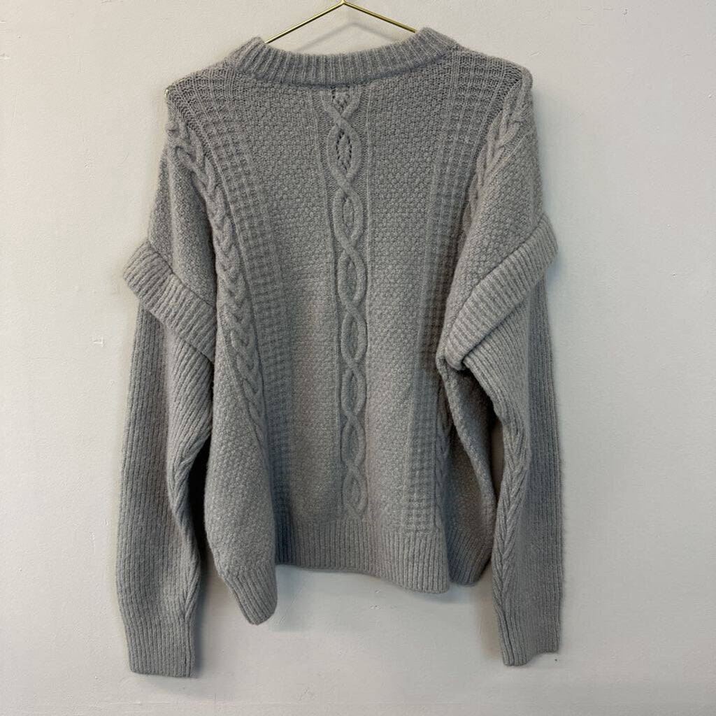 Elan Women's Gray Cable Knit Sweater