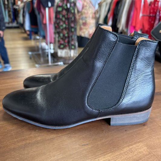 Vero Cuoio Boemos Black Leather Ankle Boots 39