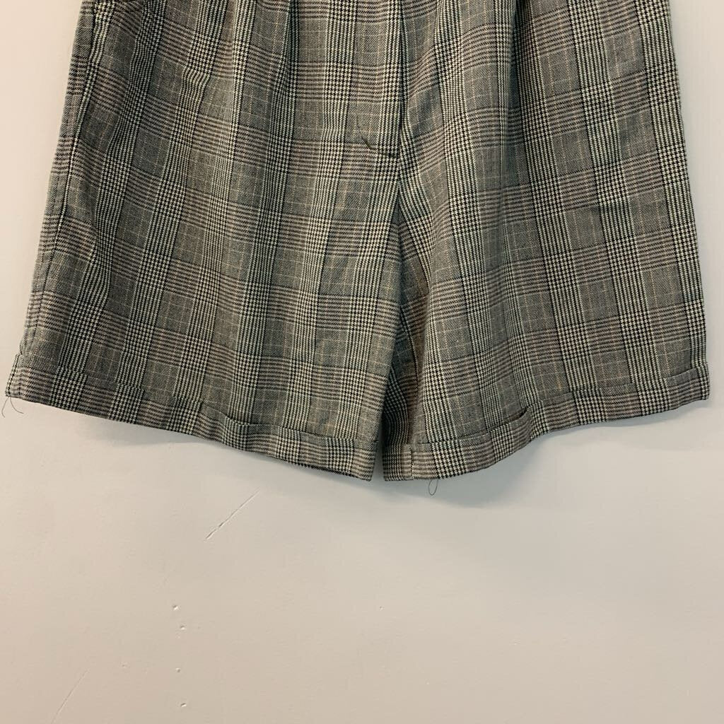 Vintage Hunnington Ridge Plaid Long Shorts 13