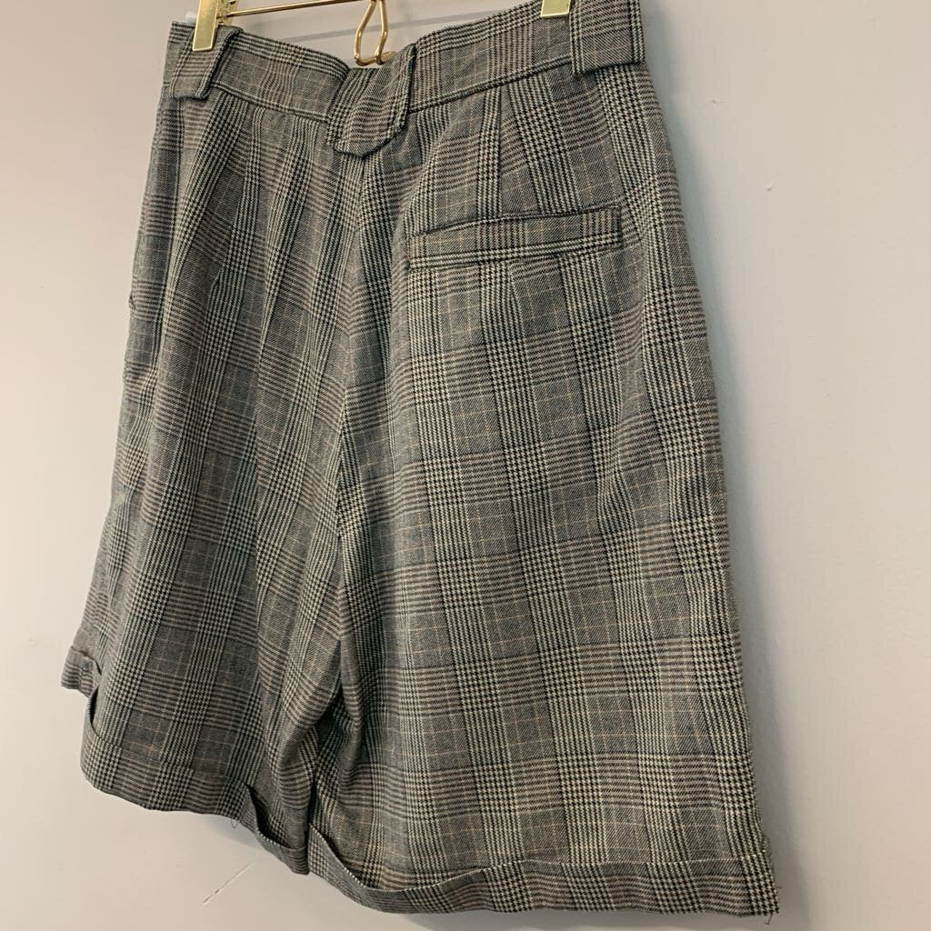 Vintage Hunnington Ridge Plaid Long Shorts 13