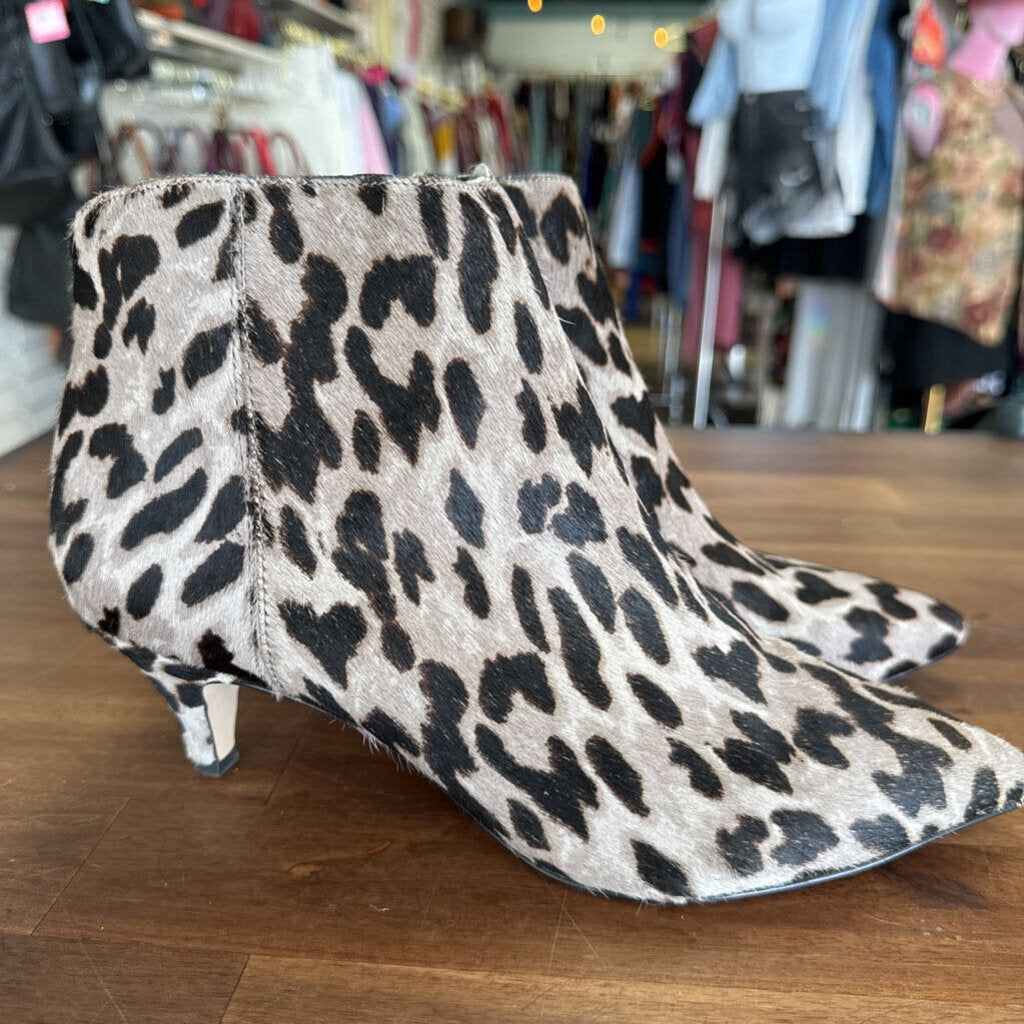 Sam Edelman Kinzey Grey Leopard Print Ankle Boots 8.5