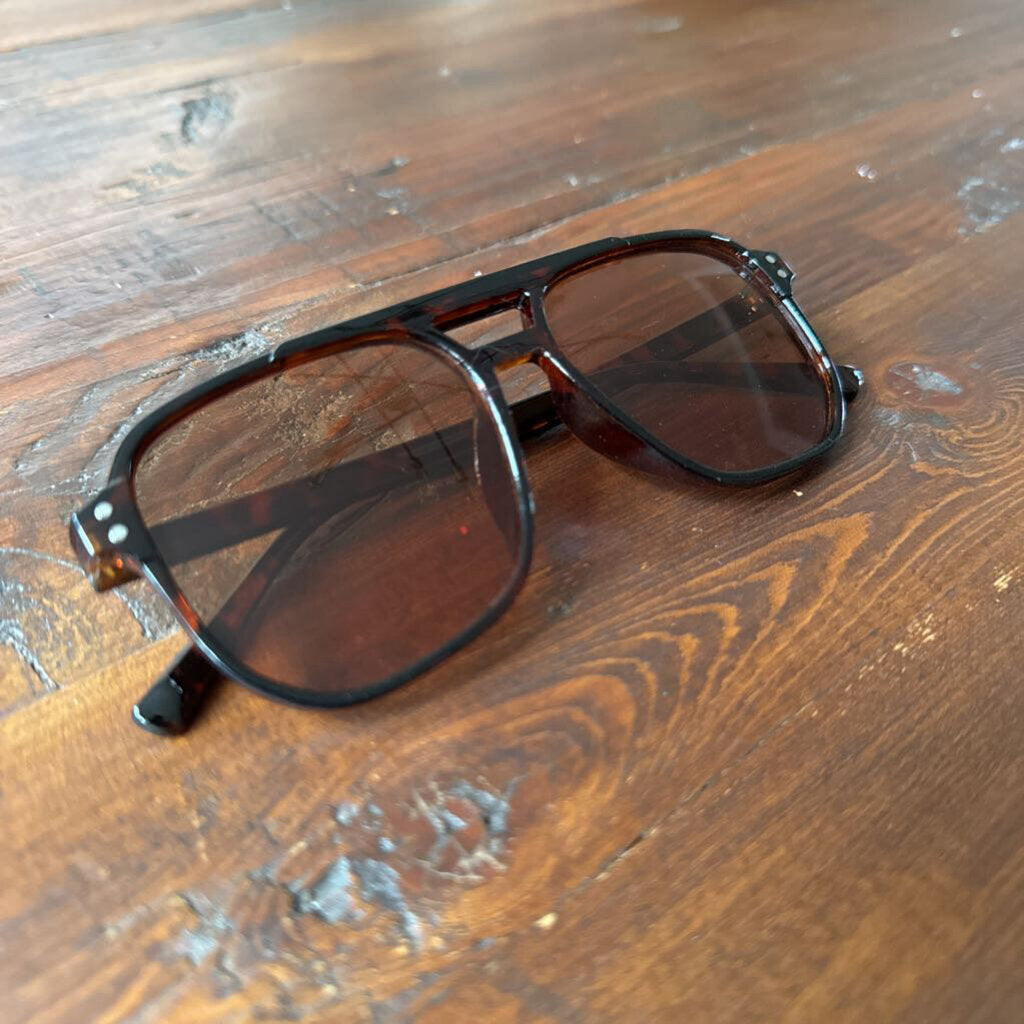 Square 70's Aviator Sunglasses