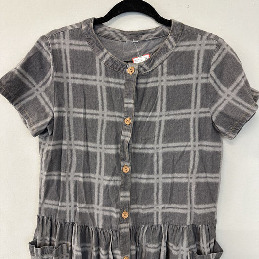 Grey Plaid Print Short Sleeve Button Down Dress Small