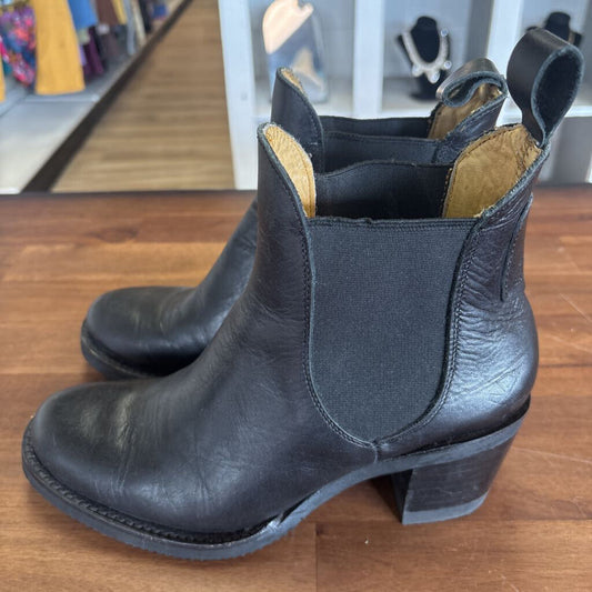 Sols Black Leather Chelsea Boots 7