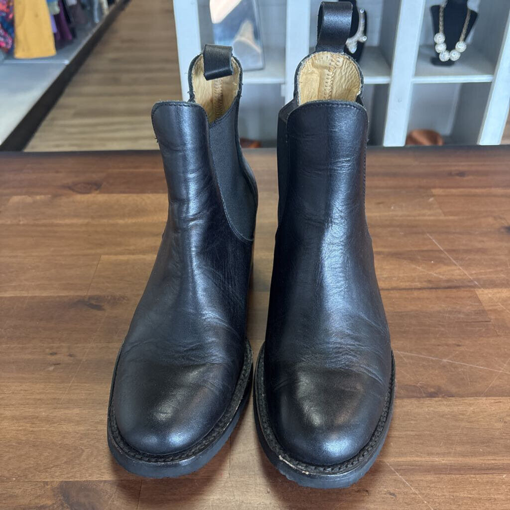Sols Black Leather Chelsea Boots 7