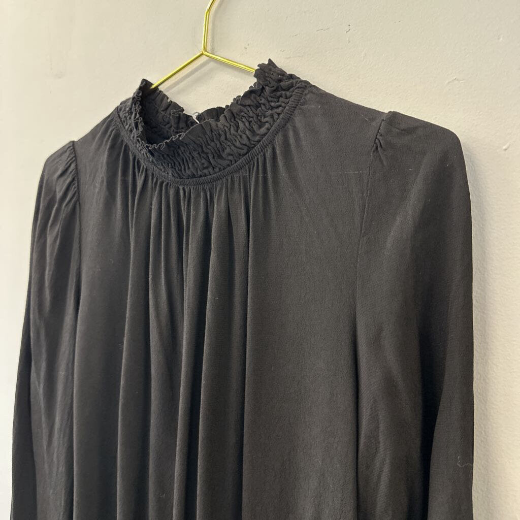 Cobble Stone Black Long Sleeve Mock Neck Top Medium