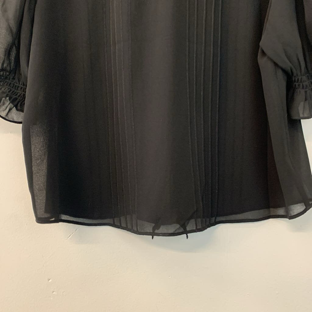 Cabi Black Ruffle Detail Sheer Short Sleeve Top Small