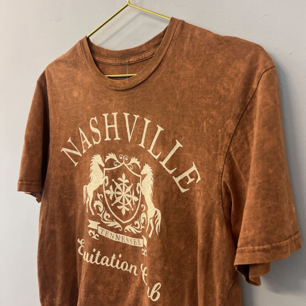 Social Culture Brown Nashville Equitation Club Graphic Tee Small