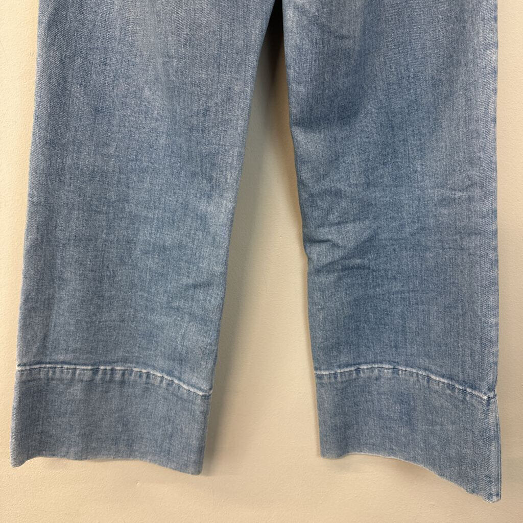 Adriano Goldschmied Light Wash The Etta High Waisted Wide Leg Crop Jeans 26